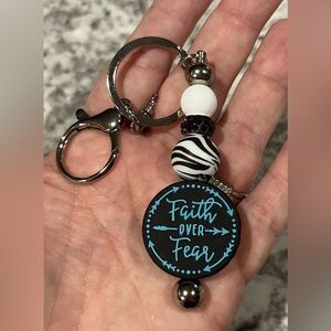 Handmade keychain silicone faith prayer pray Christian Jesus cross homemade